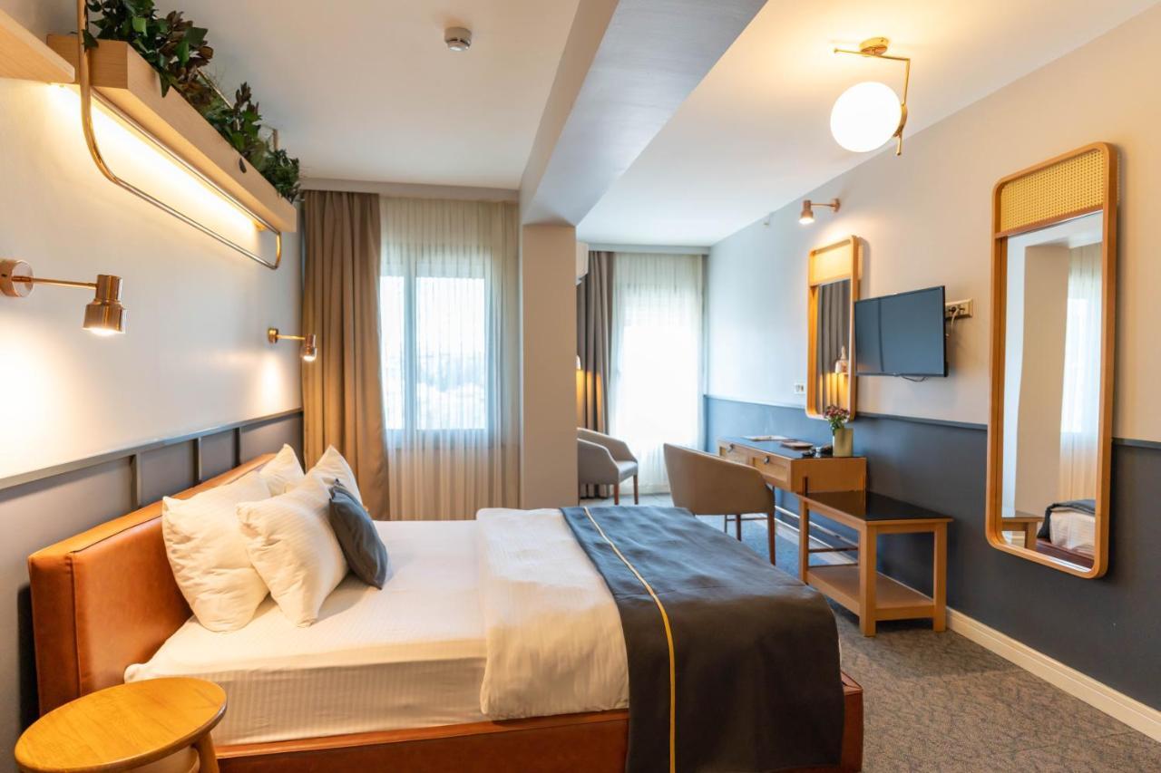 Viva La Vita Hotel Измир Екстериор снимка