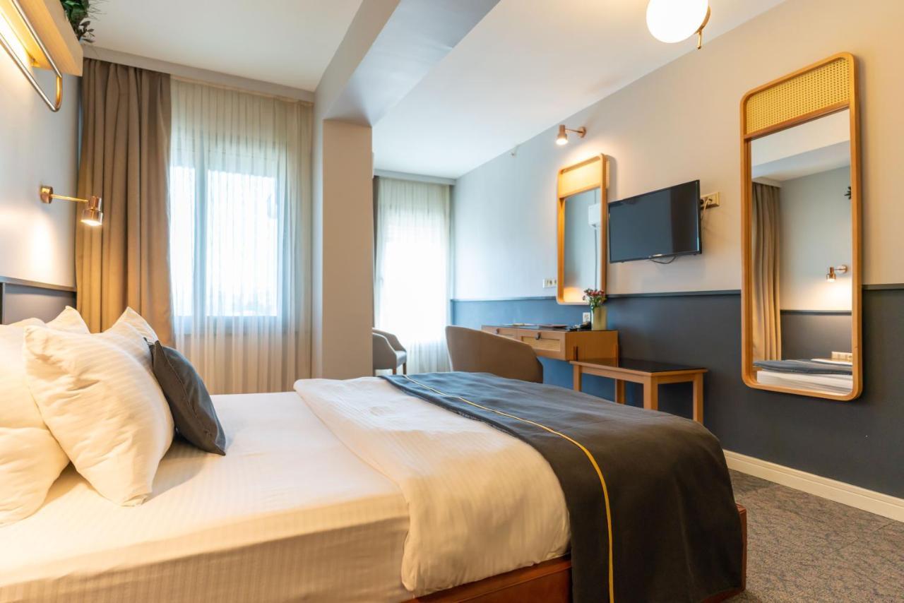 Viva La Vita Hotel Измир Стая снимка