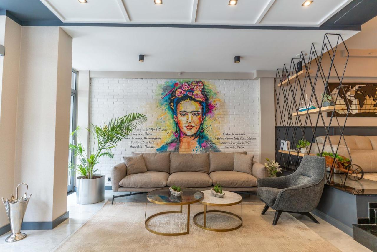 Viva La Vita Hotel Измир Екстериор снимка