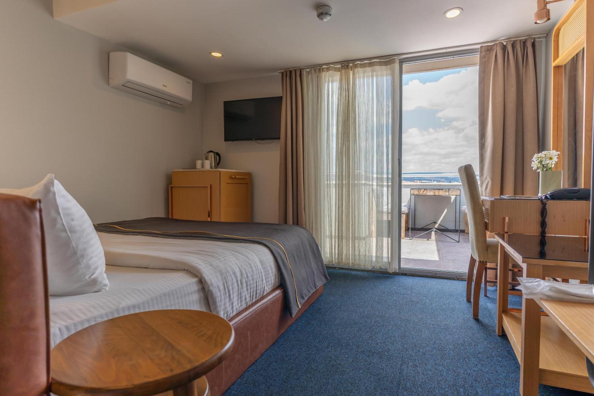 Viva La Vita Hotel Измир Екстериор снимка